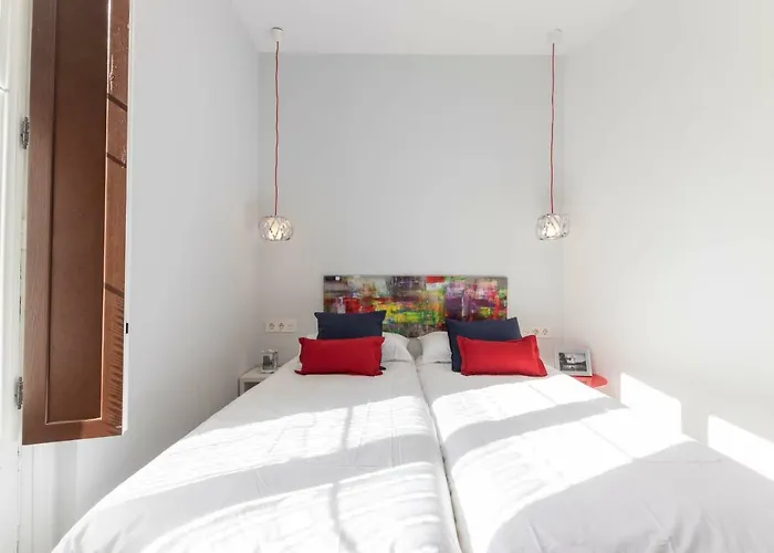 Acogedor, De Diseno Moderno En Zona Antigua アパート *